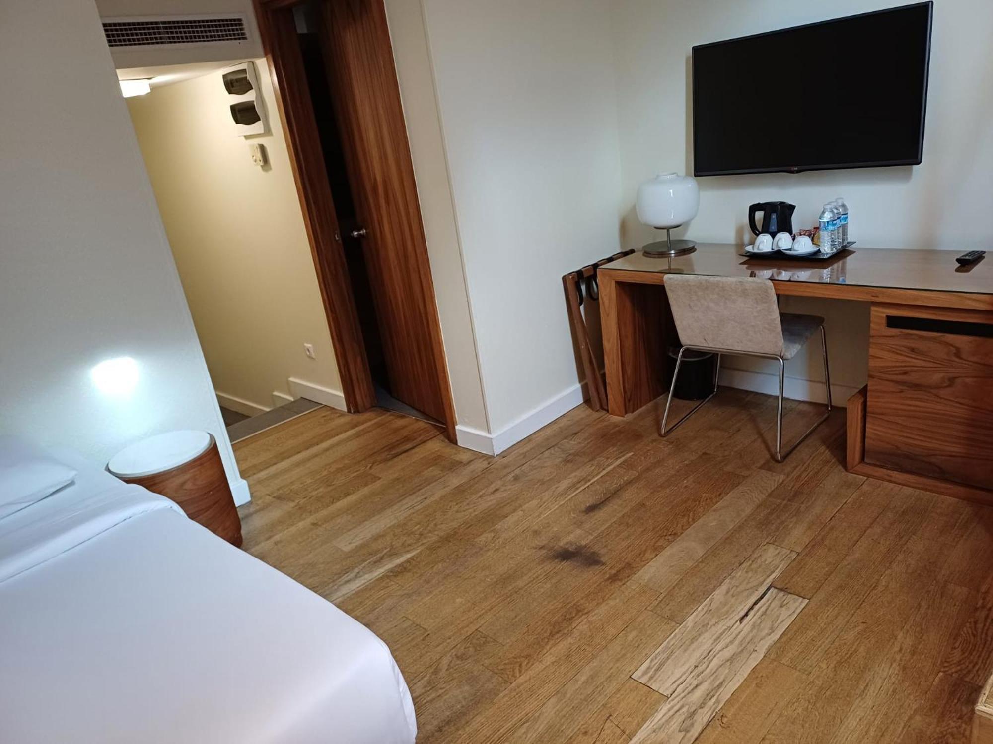 Miapera And Hotel Istambul